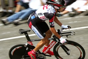 开云注册网址-巴黎大师赛常规赛激情夜！李盈莹里突外投，广州队险胜皇家马德里